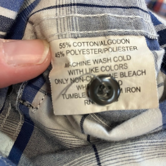 3 Button Down Shirt Bundle - Picture 10 of 15